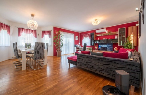 Municipality of Krizevci House | Beautiful private villa with A/C, private pool, WIFI, TV, terrace, pets allowed and panoramic view