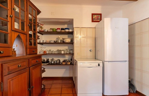 Monserrate Villa | Beautiful private villa for 6 guests with WIFI, private pool, TV, terrace and parking