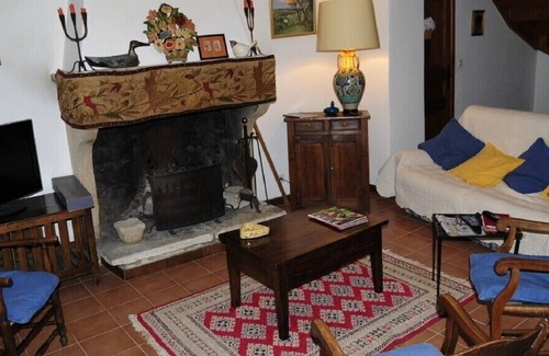 Colonzelle House | beautiful property surrounded by nature with swimming pool ideal for large families