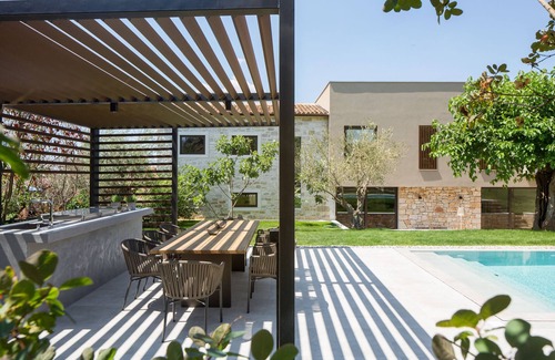 Kirmenjak Villa | Beautiful renovated villa with access to private swimming pool