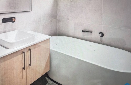 Lyons House | Beautiful reserve backing modern property