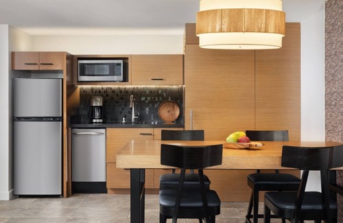 Waikoloa Apartment | Beautiful resort with your own cozy hotel suite in lovely Waikoloa Village!