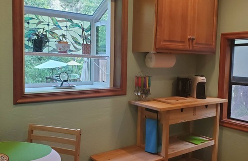 La Honda Apartment | Beautiful Retreat in the Redwoods