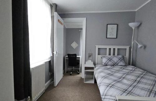 Walworth House | Beautiful Rooms Close to Central London