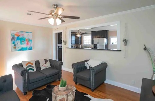 Antioch House | Beautiful scenic view home in Nashville Tennessee