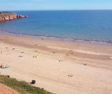 Exmouth Apartment | Beautiful sea view 3 bedroomed Holiday Home Caravan