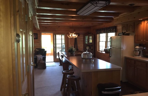 Fishs Eddy Cabin | Beautiful, Secluded River View Cabin For The Perfect Vacation Get Away