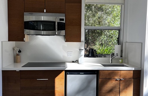 Topanga House | Beautiful Serene View Guesthouse - Los Angeles Beach 8min