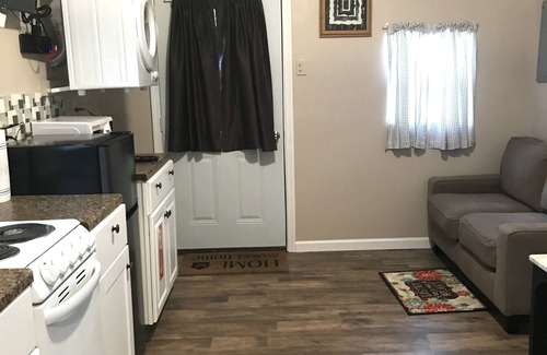 Garfield Apartment | Beautiful Single “Full Sized”Bedroom Cabin