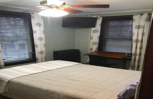 Albany House | Beautiful Spacious Home In Albany Ten Minutes To City Center