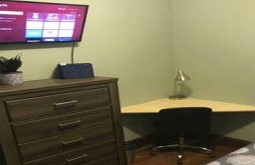 Albany House | Beautiful Spacious Home In Albany Ten Minutes To City Center
