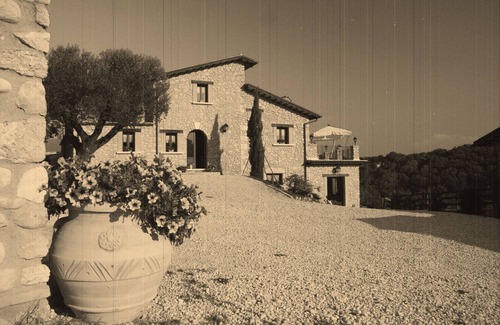 Fassinoro House | Beautiful stone hamlet - Entire Structure