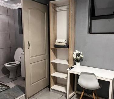 Germiston Apartment | Beautiful studio apartment in Hazel Park