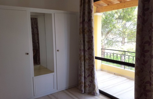 Melikia House | Beautiful Studios In A Green And Peaceful Area Near The Beach On Corfu Island
