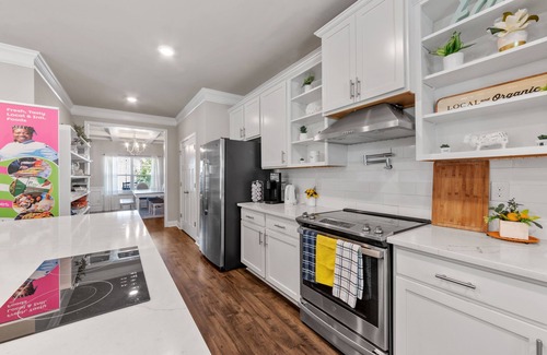 Buford House | Beautiful Stylish Masterpiece in Buford!n