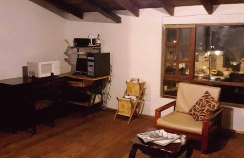 Las Tolas Bed & Breakfast | Beautiful top floor apartment with a fantastic view of the volcano Cayambe