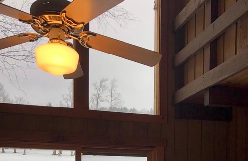 Wilmington Ski Chalet | Beautiful-Top Guest rated -Golf/Ski Home W/Hot Tub and heated pool access.