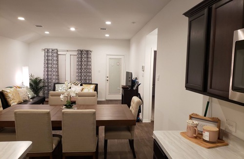 Spring House | Beautiful two bedroom home w/patio, backyard & garage