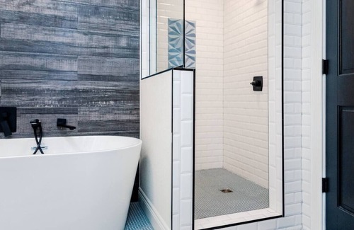Bentonville - Fayetteville Apartment | Beautiful upstairs apartment featuring local art