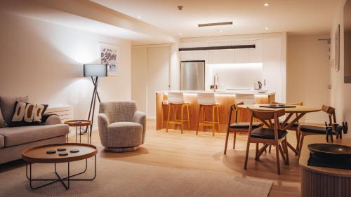Nelson City Centre Apartment | Beautiful urban apartment 5