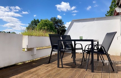 Langscheid Apartment | Beautiful vacation apartment at the Sorpesee, only 500m to the lake, large terrace, indoor swimming pool