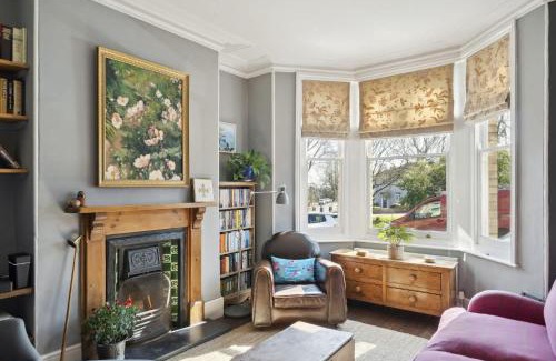 Exeter House | Beautiful Victorian Home on Peaceful Green Square