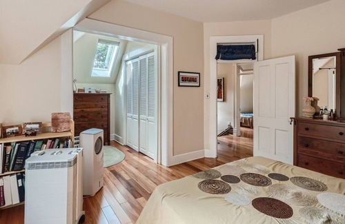 Baker House | Beautiful Victorian home - Located in Baker Historic District