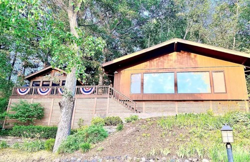 Amery Cabin | Beautiful Views, Quiet Bay on Bear Trap Lake
