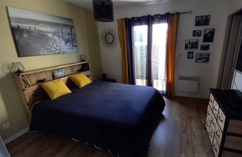 Lavernose-Lacasse Villa | Beautiful Villa with swimming pool, petanque, billiards, table football