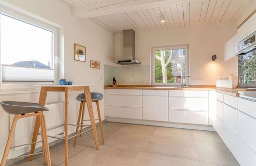 Hauert House | Beautiful villa for 4 guests with WIFI, TV, terrace and pets allowed