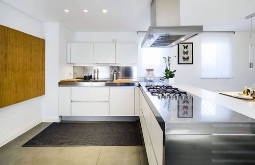 Catania City Centre Villa | Beautiful villa for 4 guests with WIFI, A/C, TV and terrace