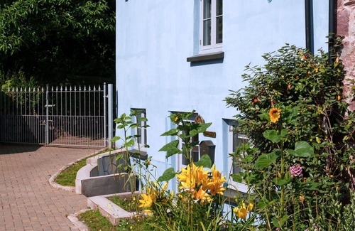 Kingsand House | Beautiful villa for 6 people with WIFI, terrace, pets allowed and parking