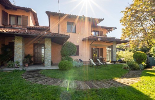 Narzole House | Beautiful villa for 8 people with A/C, WIFI, private pool, hot tub, TV and terrace