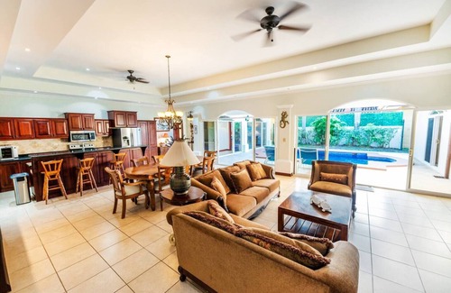 Bejuco Villa | Beautiful villa in gated community with private pool and pickleball court