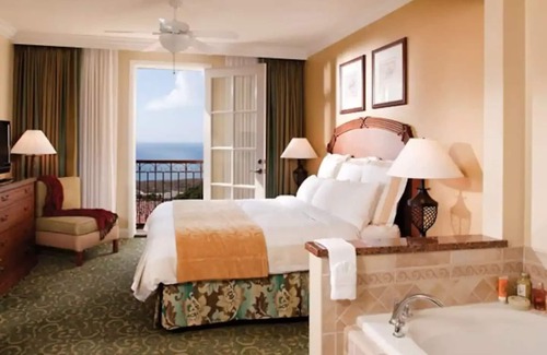 Newport Coast Resort | Beautiful Villa with Views, Pools, Spa & Gardens for Relaxing by the Sea