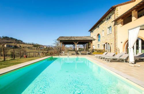 Porrena Villa | Beautiful villa with private lawn, pool and luxury SPA by VacaVilla