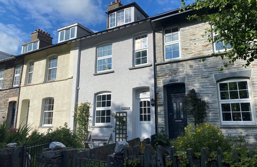 Tywyn Cottage | Beautiful Welsh family house in idyllic slate mining village