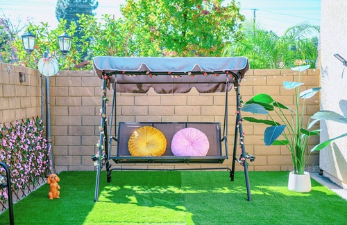 Hacienda Heights House | Beautiful yard 7 rooms 4 bathrooms Near Disneyland & Hollywood