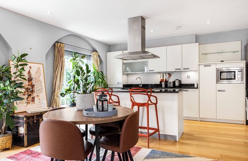 De Beauvoir Apartment | Beautiful2 bedroom period Debeauvoir Home