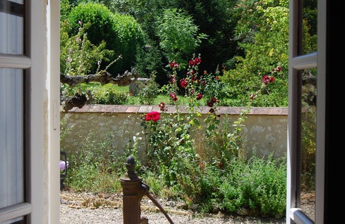 Eynesse House | Beautifully Converted French Barn