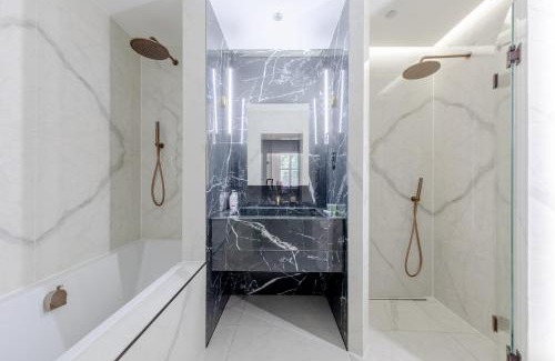 Redcliffe Apartment | Beautifully Refurbished 2BD Flat - Earl's Court!