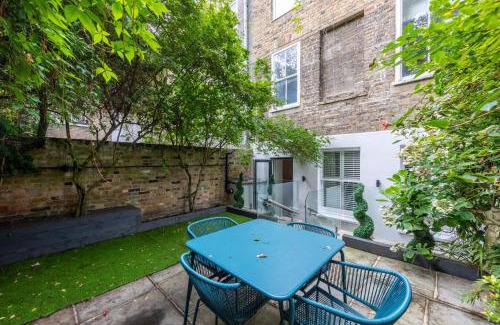 Redcliffe Apartment | Beautifully Refurbished 2BD Flat - Earl's Court!