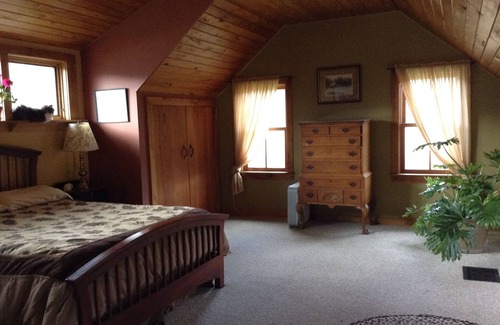 Underhill Other | Beautifully Restored Farmhouse at base of Mt Mansfield