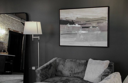 Gallatin Cottage | Beautifully Restored Historic Guesthouses /Boutique Finishes /Close to Nashville
