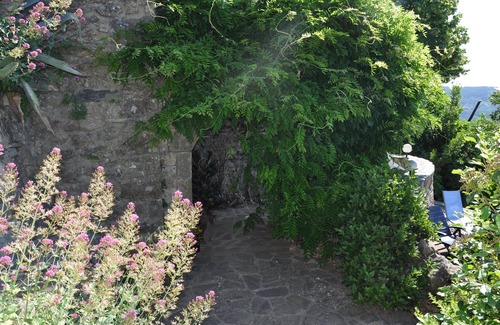 Chassiers House | beautifully situated authentic holiday home in natural stone with small pool