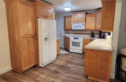 Idaho Falls House | Beautifully Updated Home on Oak Trail Drive in IFn