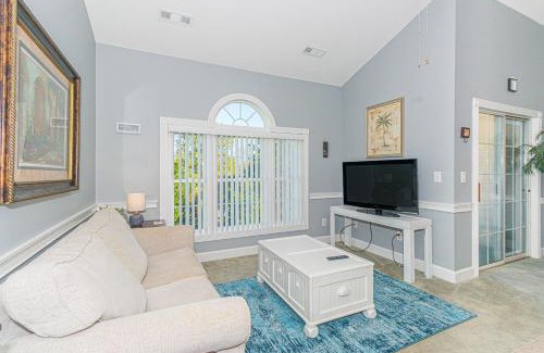 Myrtle Beach House | Beautifully Updated Top Floor 1 Bedroom Condo - Riverwalk at Arrowhead Country Club - Unit 302