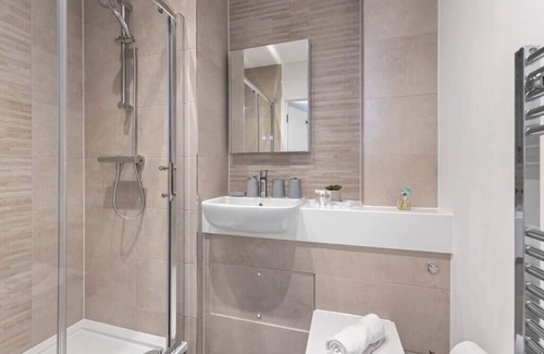 Clock House Apartment | Beckenham Beauty: Modern 1-Bedroom Abode