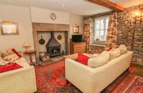 Carnforth House | Beckside Cottage