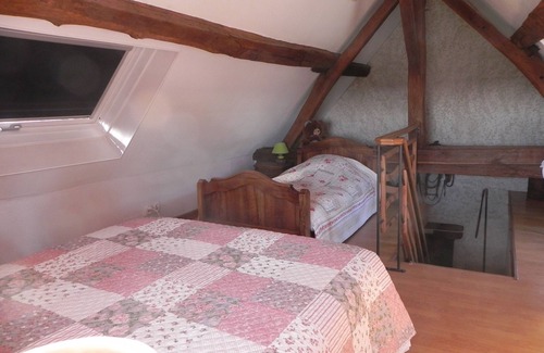 L'Hopital-le-Mercier House | Bed and Breakfast Domaine de la Guinchère in southern Burgundy